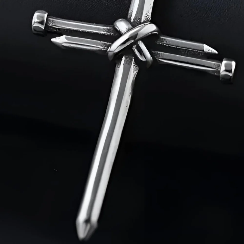 🆕️LAST 1☦️HANDCRAFTED STAINLESS STEEL CROSS NAIL UNISEX NECKLESS/GIFT BOXED